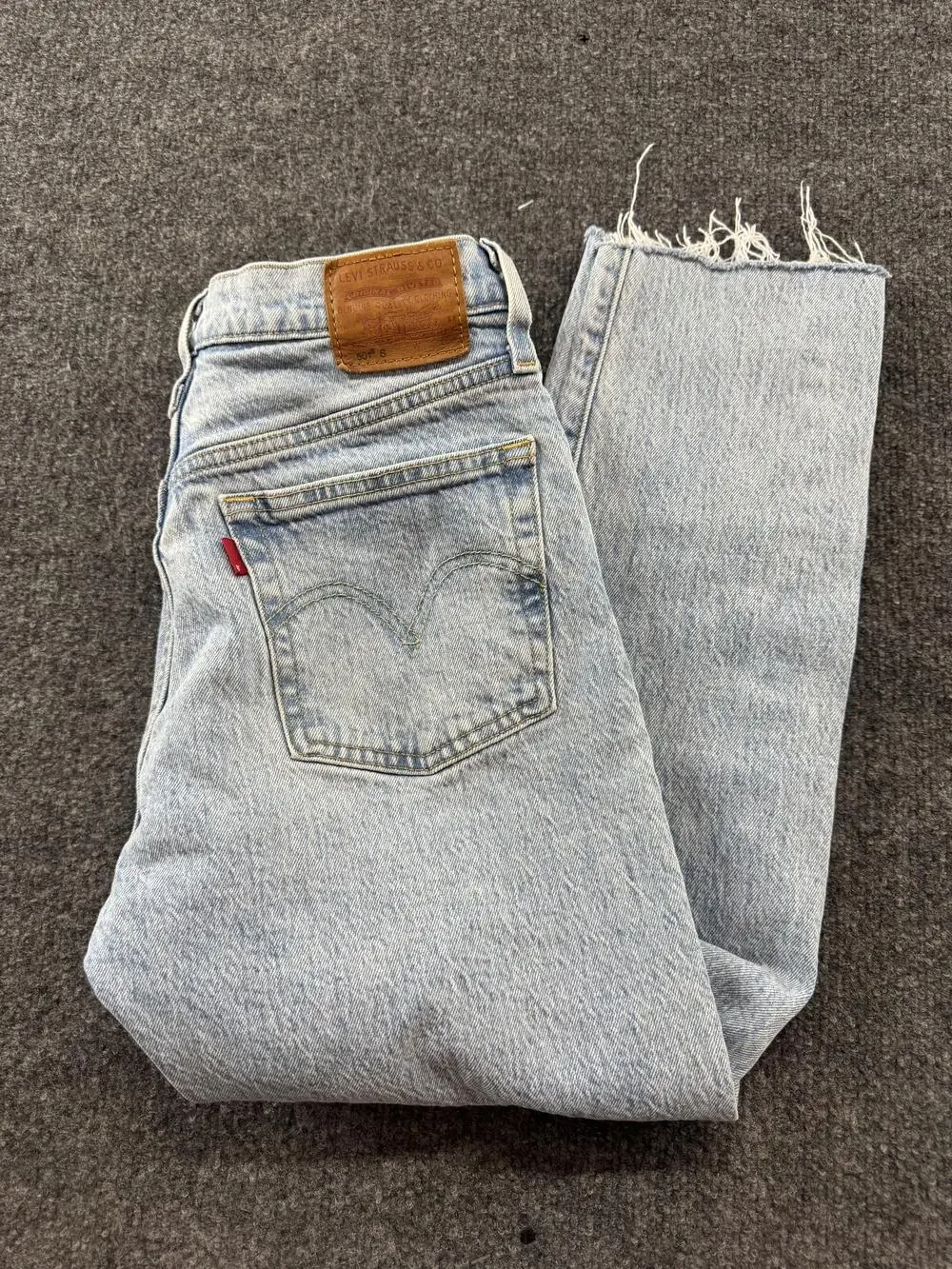 Levi's 501 S Skinny Jeans Womens W25 L28 Light Wash High Rise Raw Hem Denim